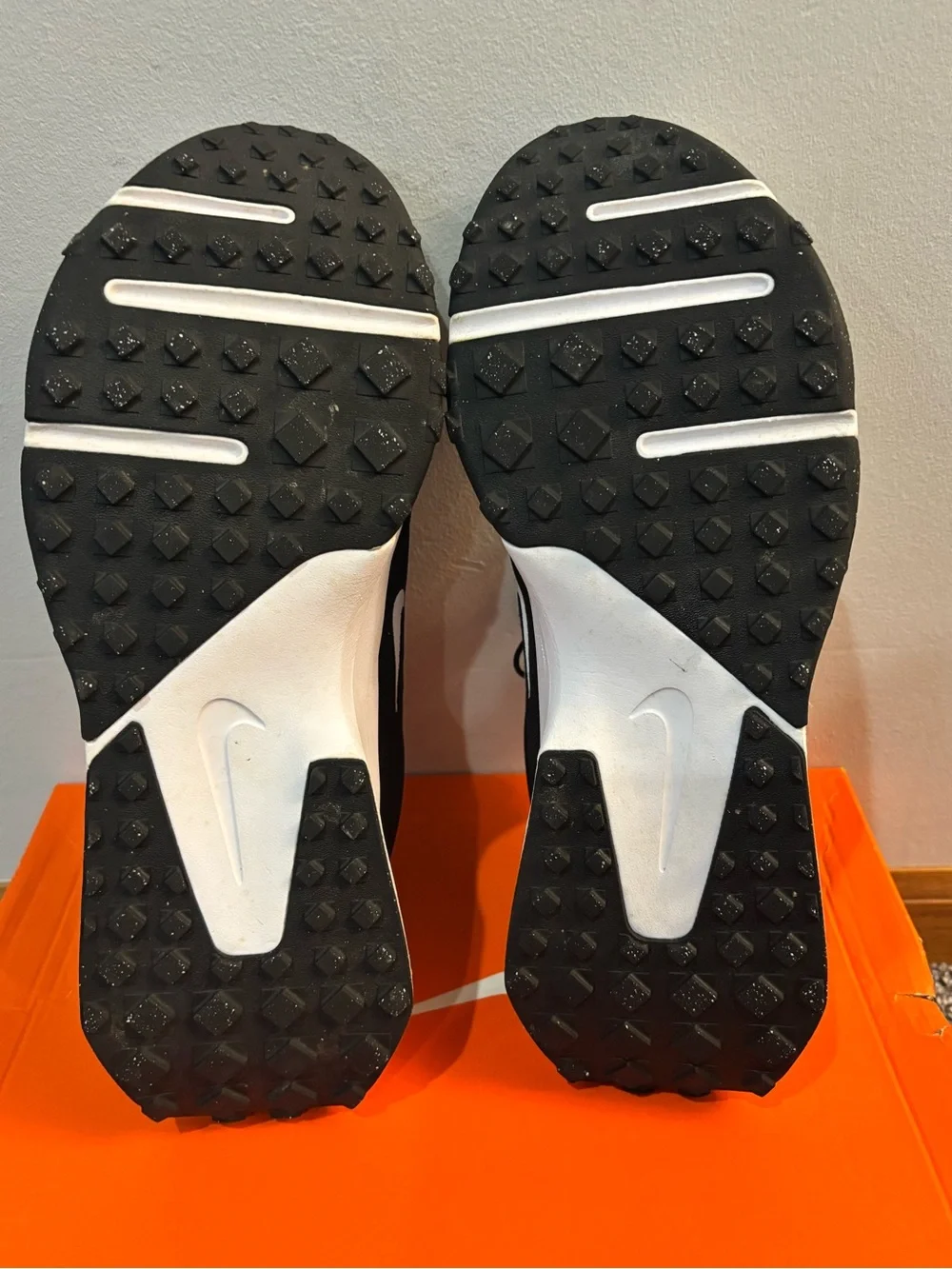 Nike Air Diamond Varsity Turf Black and White Mens Baseball Turf Shoe